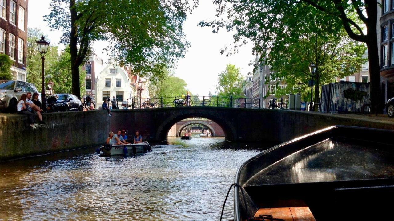 Room With A Few Amsterdam Eksteriør bilde